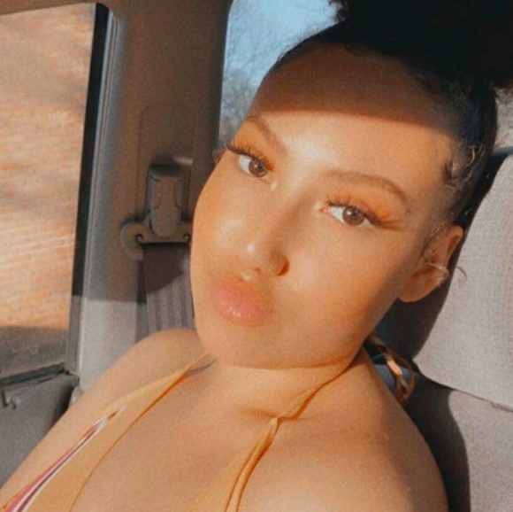 Meet your Posher - Picture 3 of 5